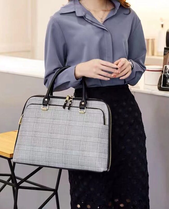 The Ophelie Laptop Messenger Bag Detail – La Rose Couture Handbags & Clutches