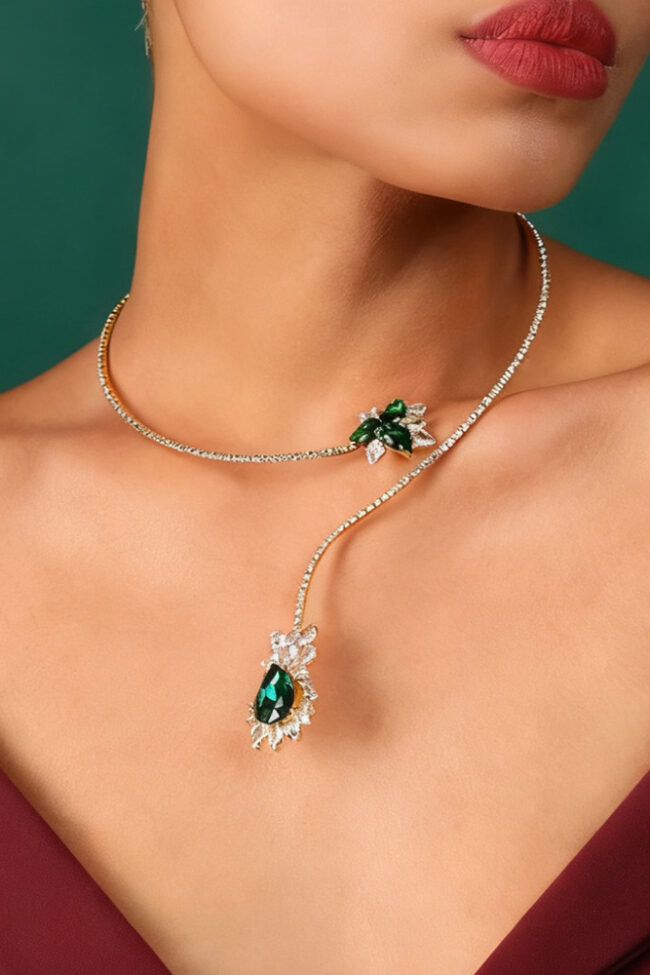 The Noemie Leaf Motif Luxury Zircon Clavicle Necklace – La Rose Couture Jewellery & Accessories