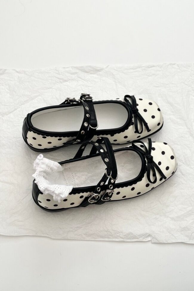 The Leonie Bow Decor Mary Jane Shoes Detail – La Rose Couture Shoes & Footwear