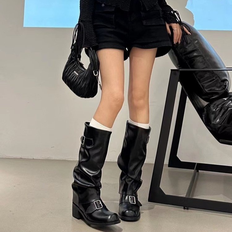 Womens Thick Heel Knee High Boots - Image 3