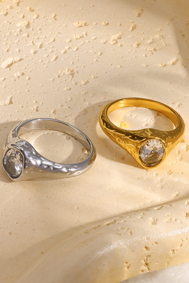The Fleur 18k Gold Plated Stainless Steel Ring with Zircon Minimalist Hammered Design Detail – La Rose Couture Jewellery & Accessories