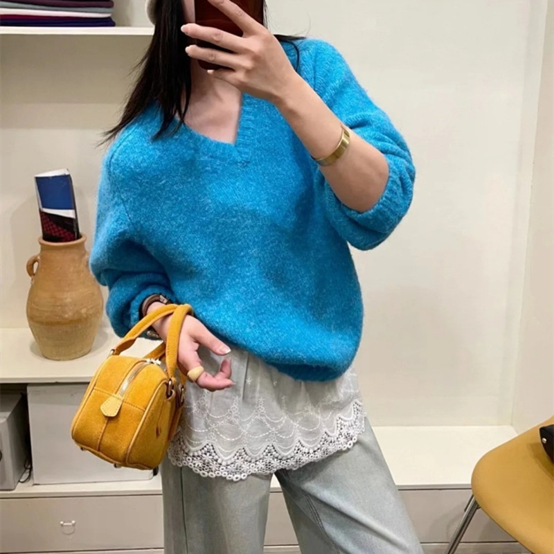 Solid Color V-Neck Knitted Pullover Long Sleeve Loose Fit Sweater for Women