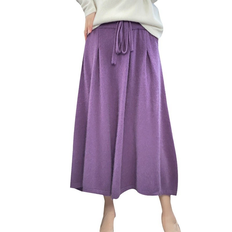 Women's Wool Skirt - Image 4