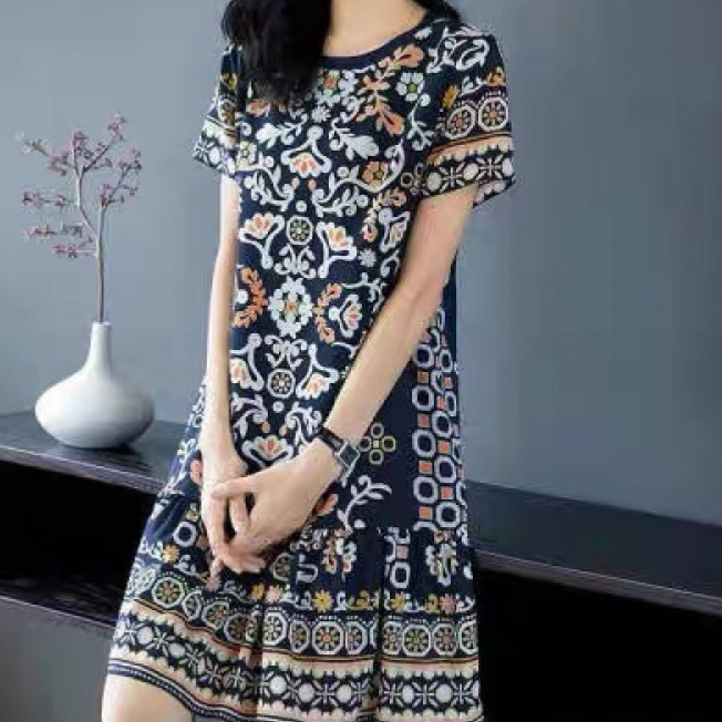Retro Floral Print Loose Fit Women Dress