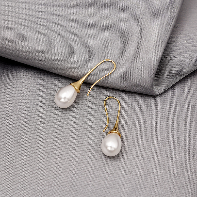 Vintage Water Drop Pearl Earrings for Women Classic All-Match Jewelry - Image 4