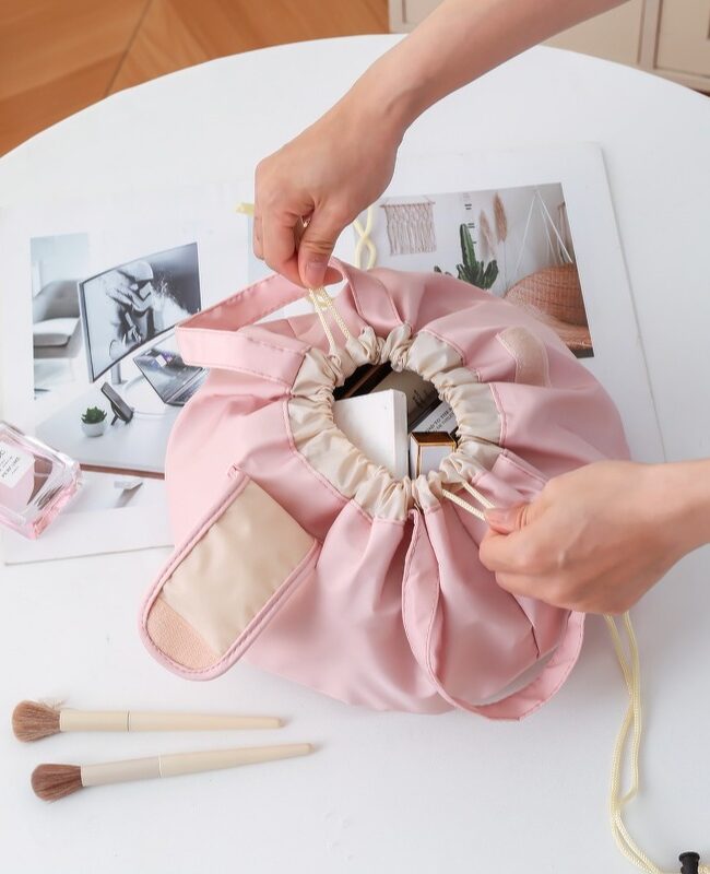 The Melanie Drawstring Makeup Cosmetic Storage Bag Detail – La Rose Couture Handbags & Clutches
