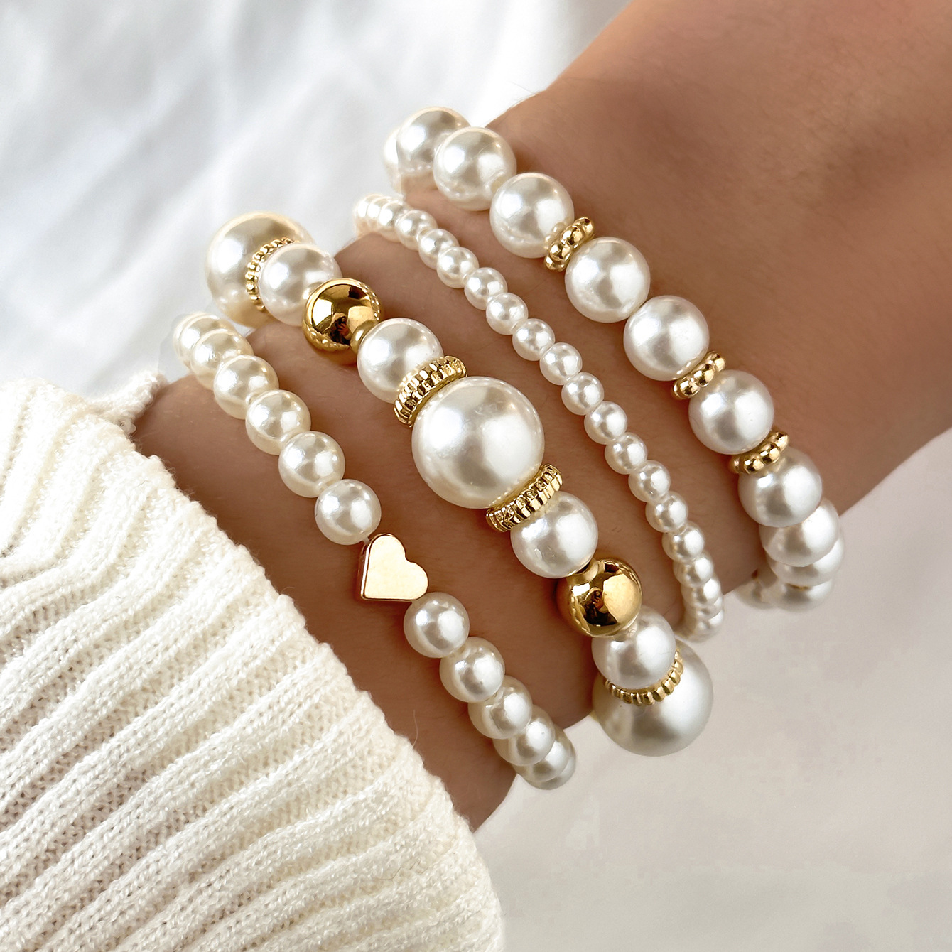 Creative Love Heart Imitation Pearl Round Bead Bracelet 4-Piece Set