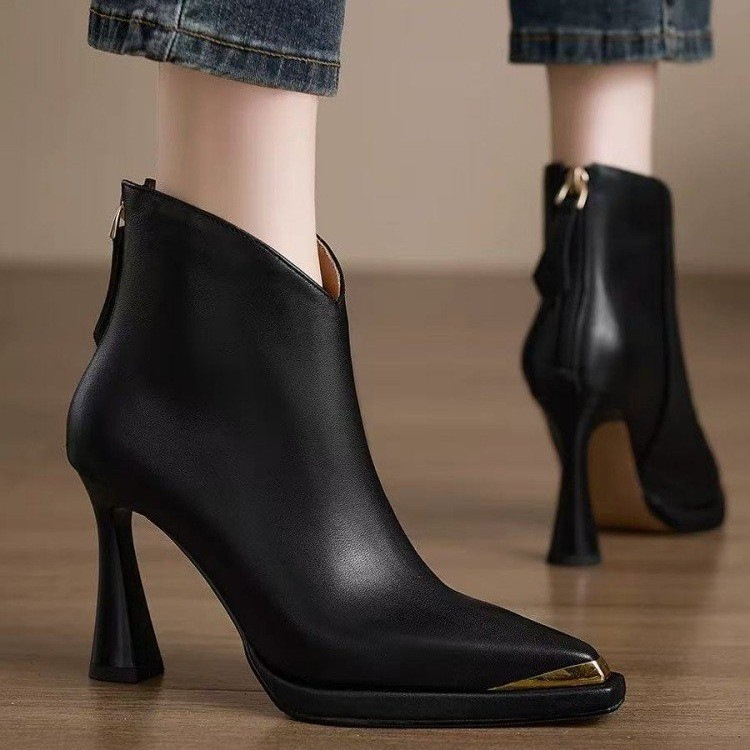 Womens Elegant High Heel Boots - Image 4