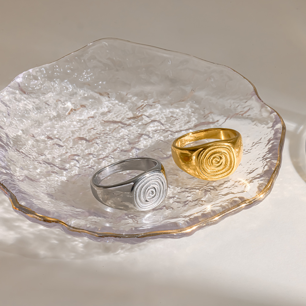 spiral fingerprint stamp ring - Image 5