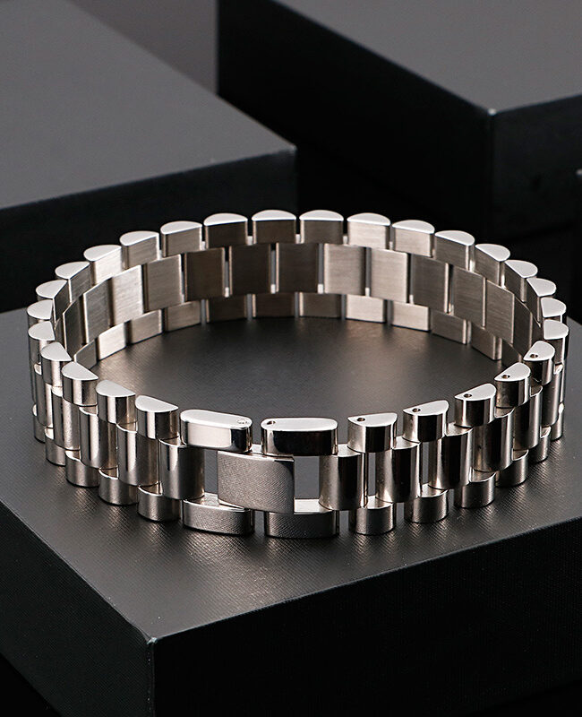 The Emmanuelle Punk Style Bracelet and Ring Set Detail – La Rose Couture Jewellery & Accessories