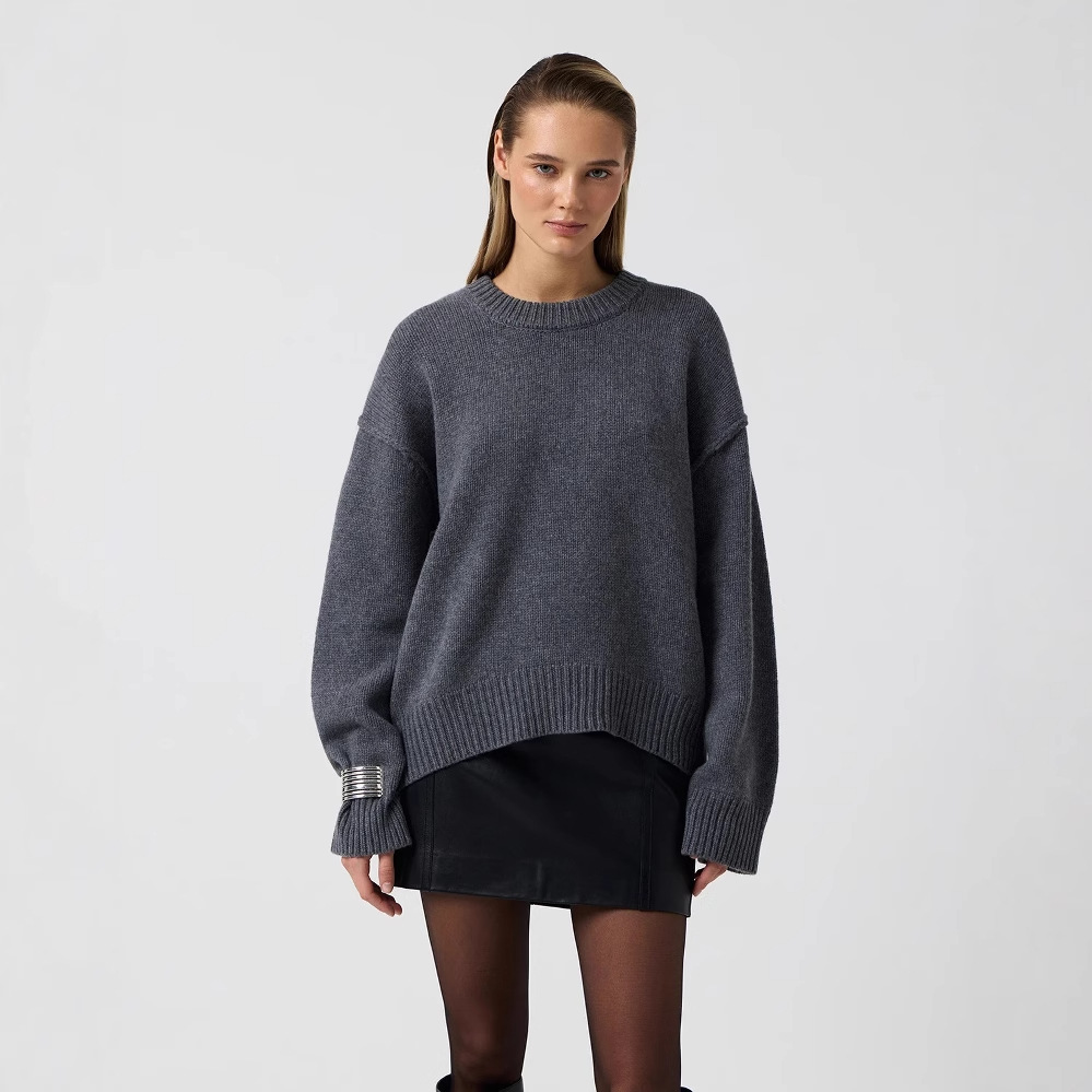 Womens Round Neck Solid Color Loose Pullover Sweater - Image 2