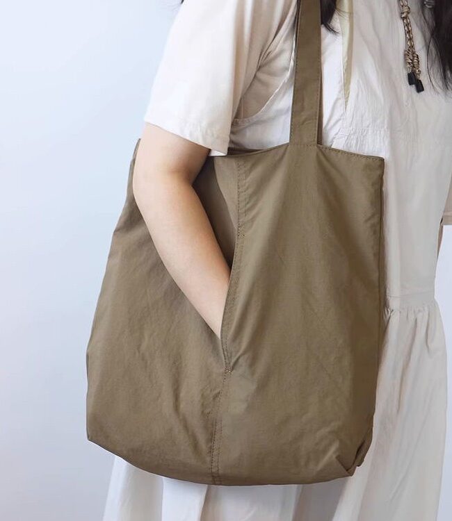 The Estelle Japanese Style Lightweight Nylon Shoulder Tote Bag Detail – La Rose Couture Handbags & Clutches