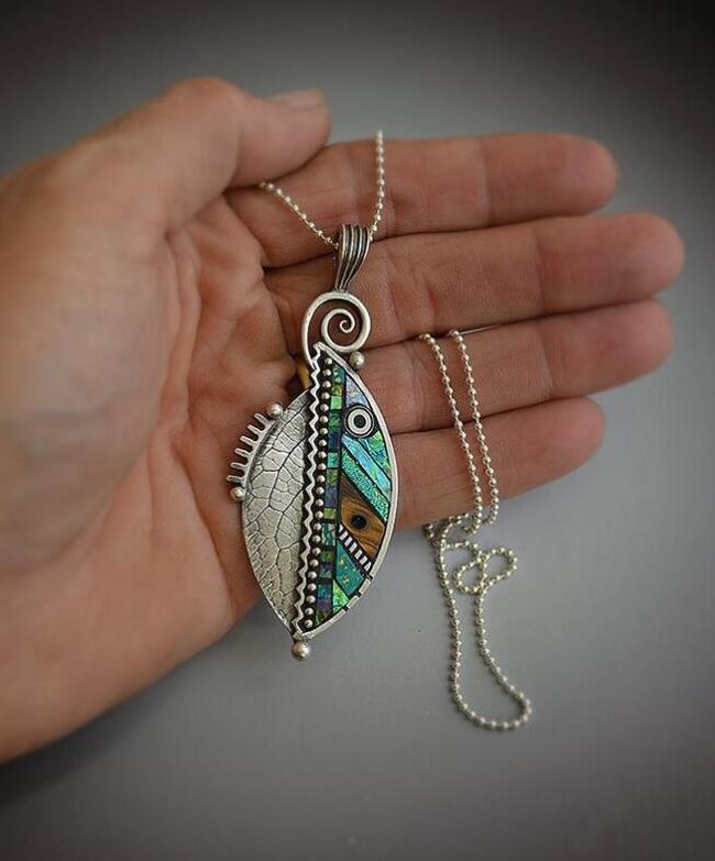 The Oceane Abstract Leaf Design Silver Plated Jewelry Set Detail – La Rose Couture Jewellery & Accessories