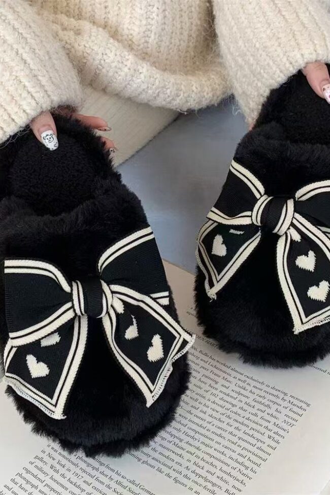The Prudence Plush Bow Decor Home Slippers – La Rose Couture Shoes & Footwear