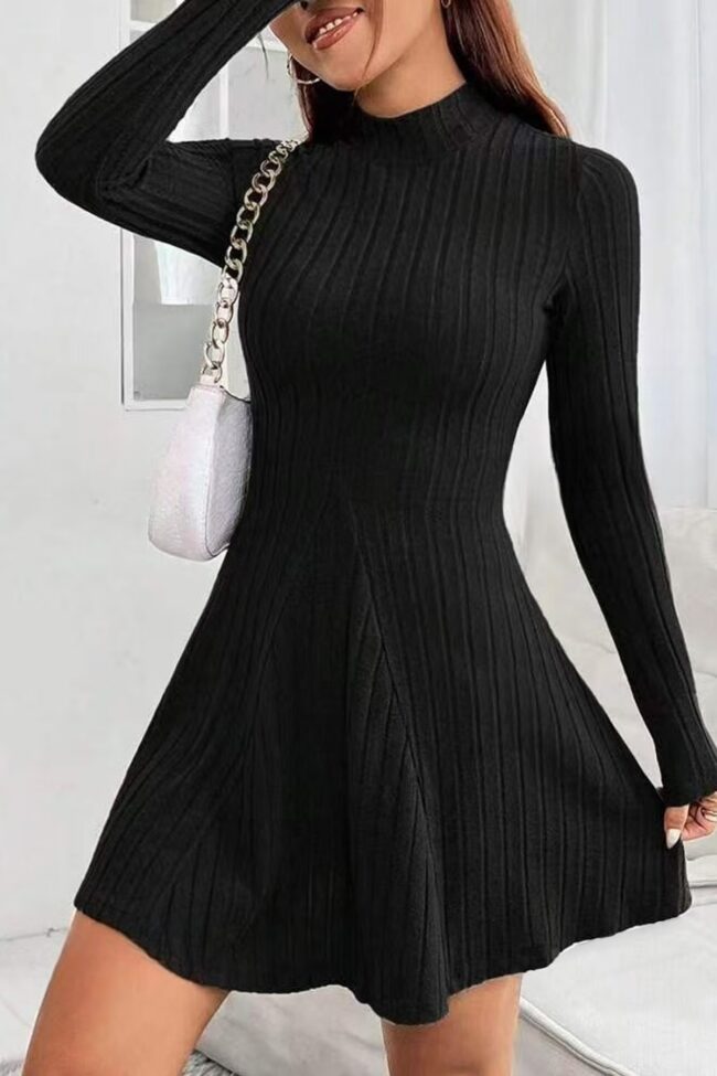 The Yolande Slim Fit Long Sleeve Knitted Dress Detail – La Rose Couture Dresses & Gowns