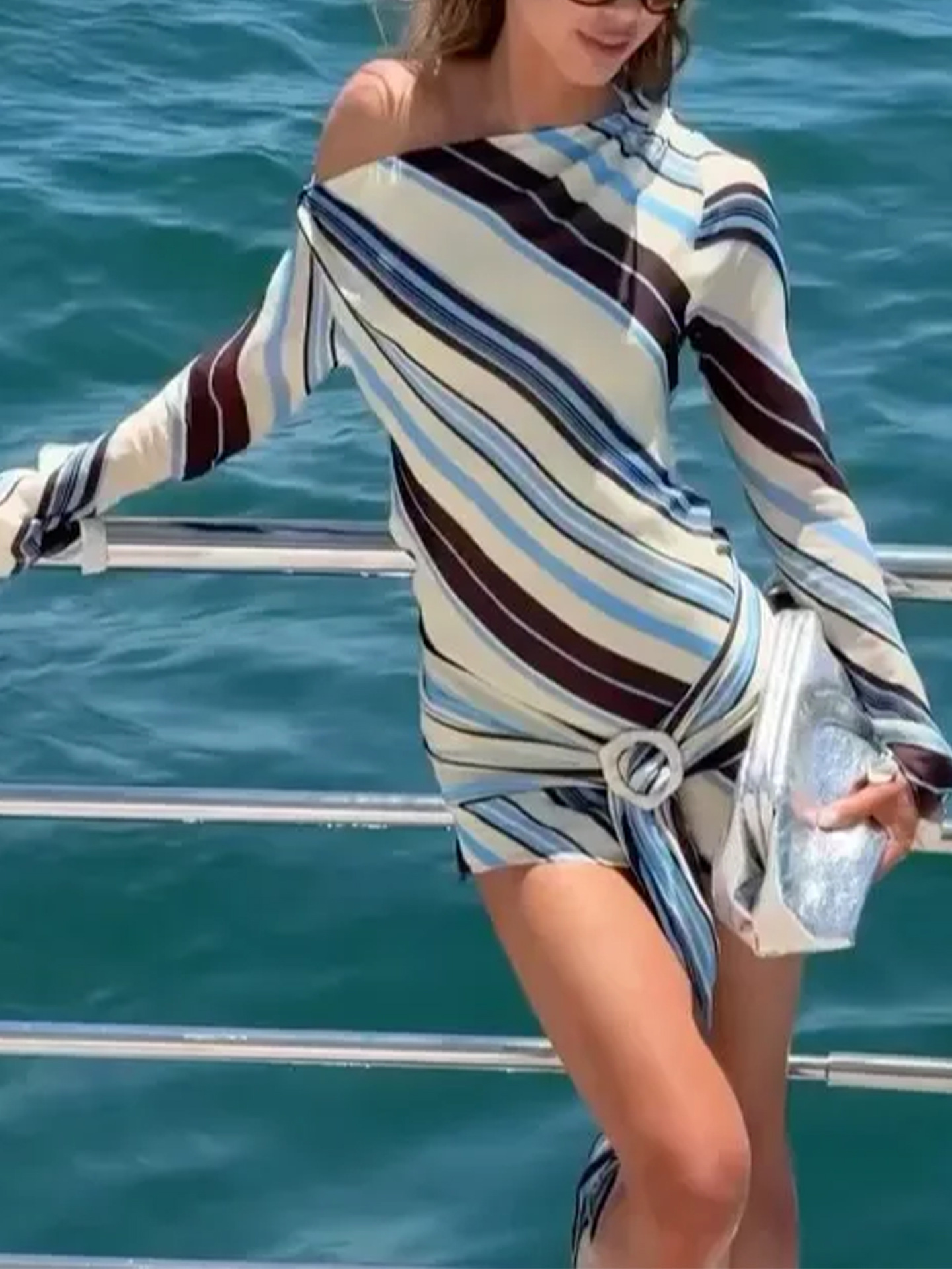 Asymmetrical Off-Shoulder Bodycon Dress - Image 5