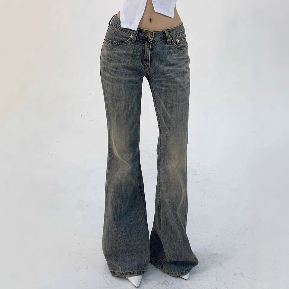 Women's high-waisted flared jeans - Image 5