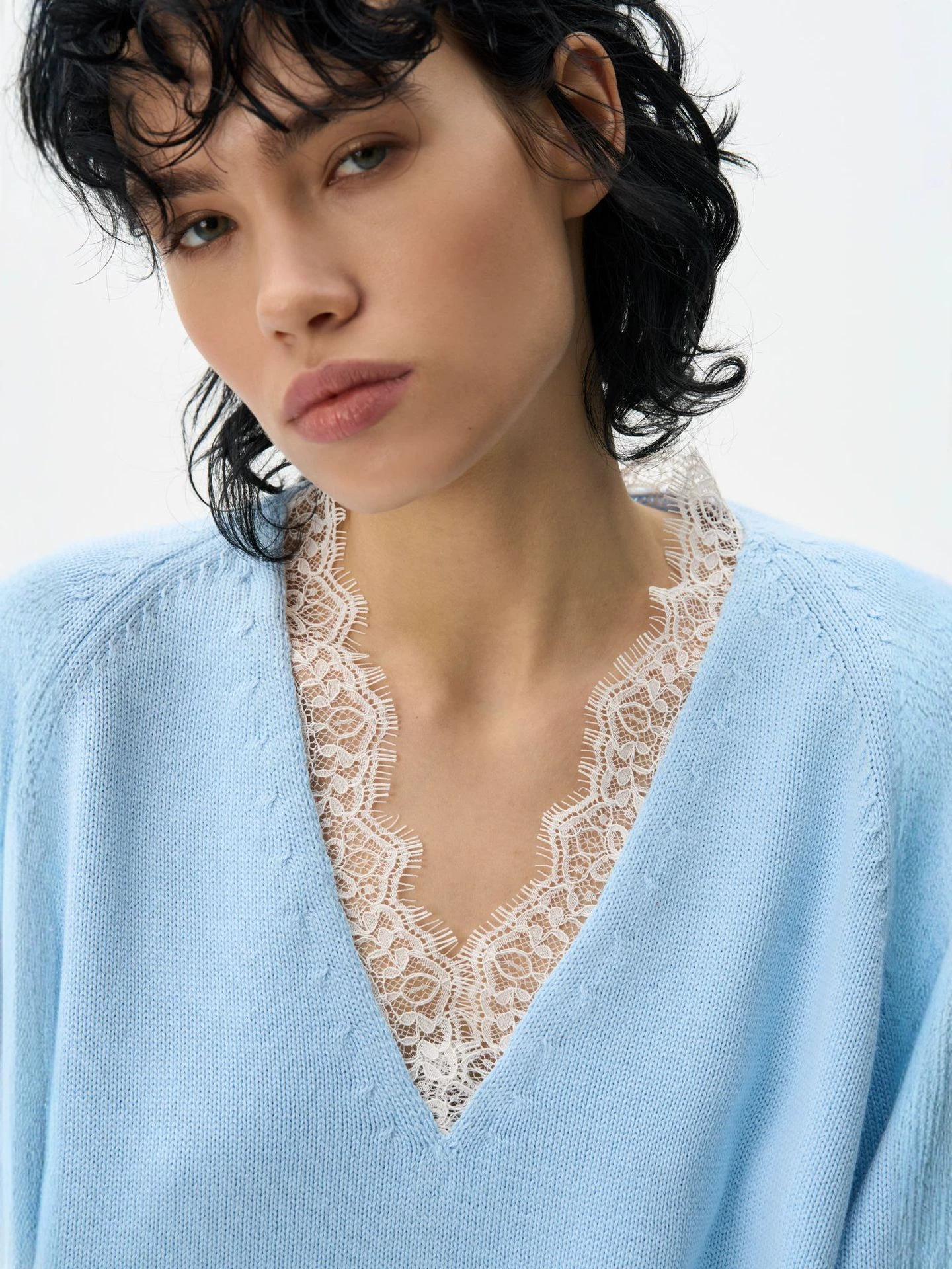 French Style Lace Trim V Neck Knit Sweater - Image 4