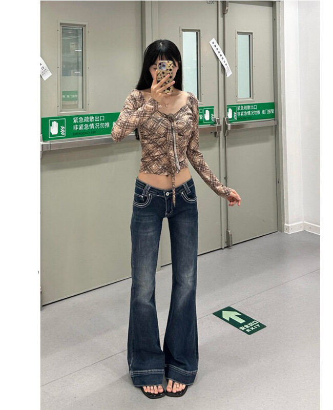 The Ophelie Low Waist Flared Denim Pants Detail – La Rose Couture Trousers & Skirts