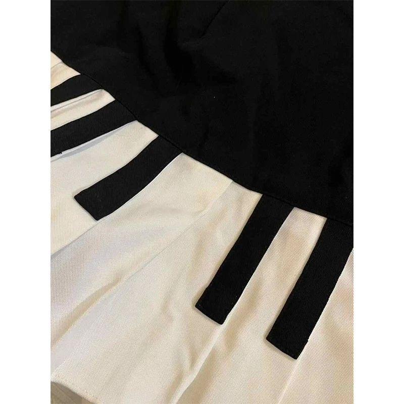 Vintage Piano Print Pleated Skirt - Image 5