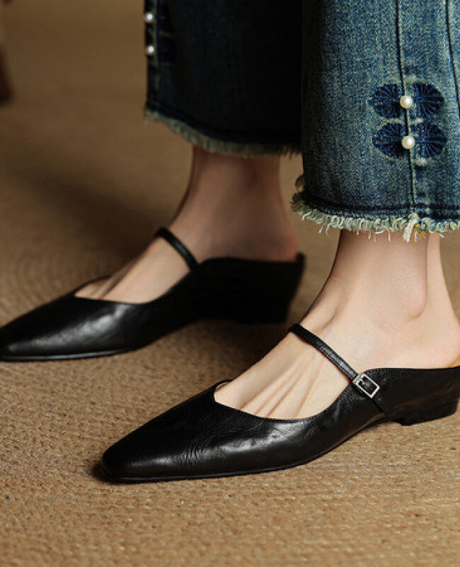 The Chloe Vintage Single Strap Wedge Sandals Detail – La Rose Couture Shoes & Footwear