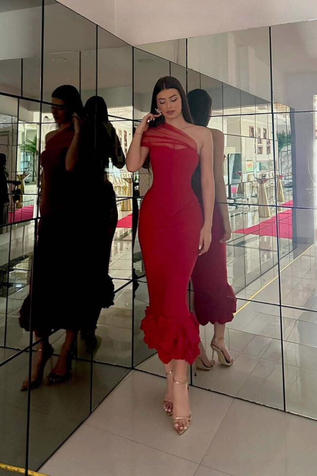 The Valentine Elegant Knitted Bandage Dress Detail – La Rose Couture Dresses & Gowns