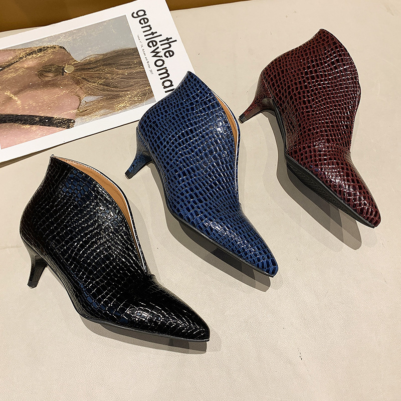Women's Pointed Toe Patent Leather Short Boots - Image 2