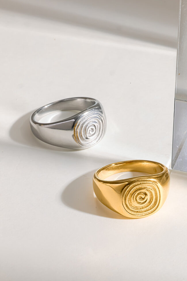 The Solene Spiral Fingerprint Stamp Ring Detail – La Rose Couture Jewellery & Accessories