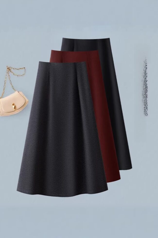 The Roxane Cashmere Skirt Detail – La Rose Couture Trousers & Skirts