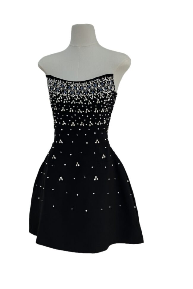 The Pauline Hand Sewn High End Hourglass Shaped Dress Without Shoulder Straps Detail – La Rose Couture Dresses & Gowns