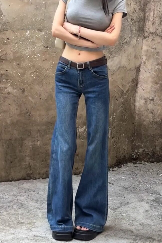 Retro Flared Stretch Jeans – La Rose Couture Trousers & Skirts
