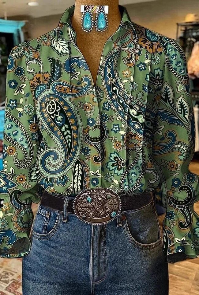 The Ines Bell Sleeve 3d Print Shirt Detail – La Rose Couture Coats & Jackets