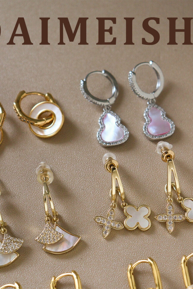 The Beatrice Vintage Zircon Mother of Pearl Four Leaf Clover Earrings Light Luxury Jewelry Detail – La Rose Couture Jewellery & Accessories