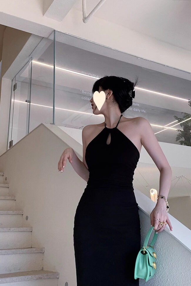 The Clothilde Halter Neck Slim Fit Dress Detail – La Rose Couture Dresses & Gowns