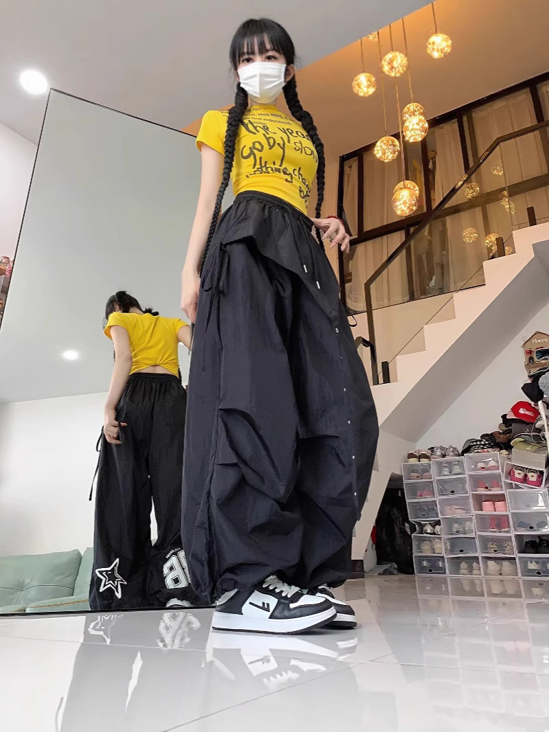 Womens Wide-Leg Dance Cargo Pants - Image 5