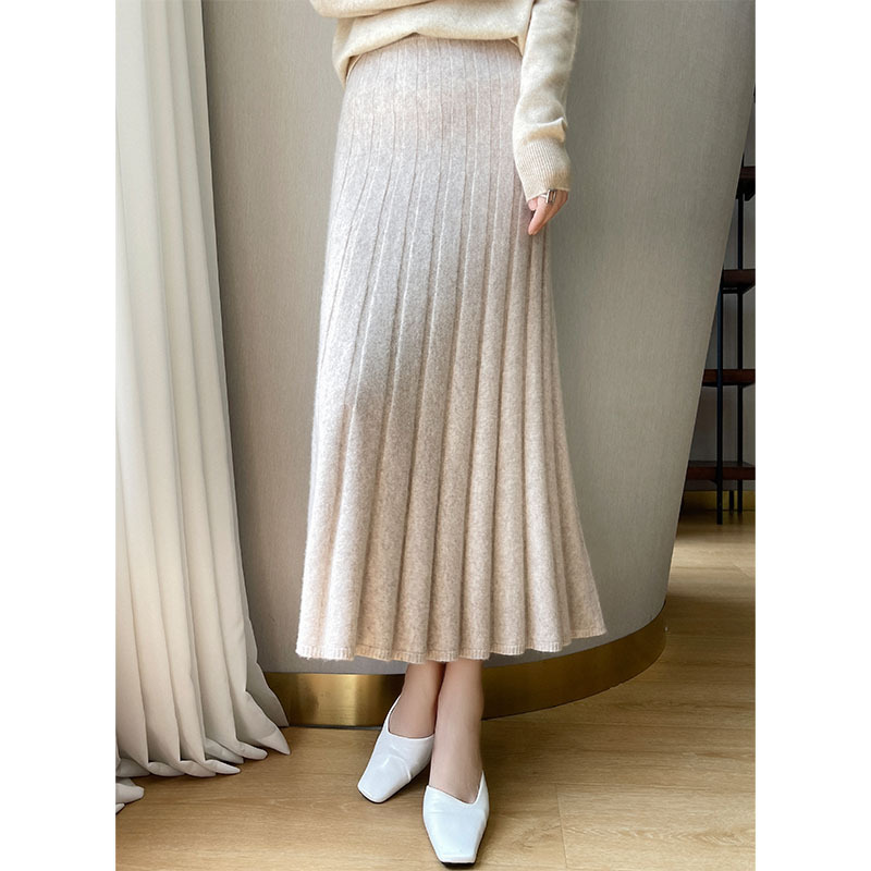 Pure Wool Pleated Midi Skirt - Image 4