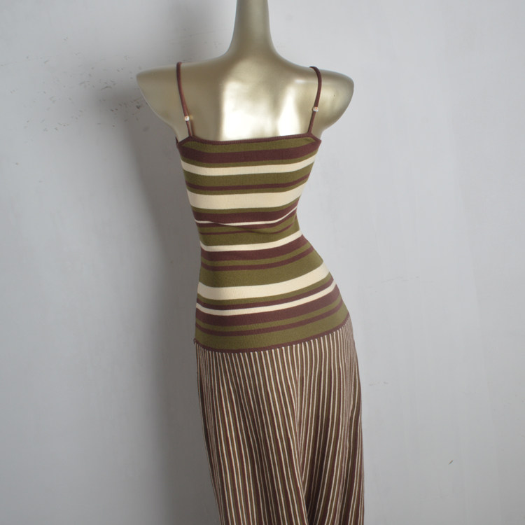 Summer High-End Fashion Knitted Color-Block Striped Pleated Spaghetti Strap Dress - Image 4
