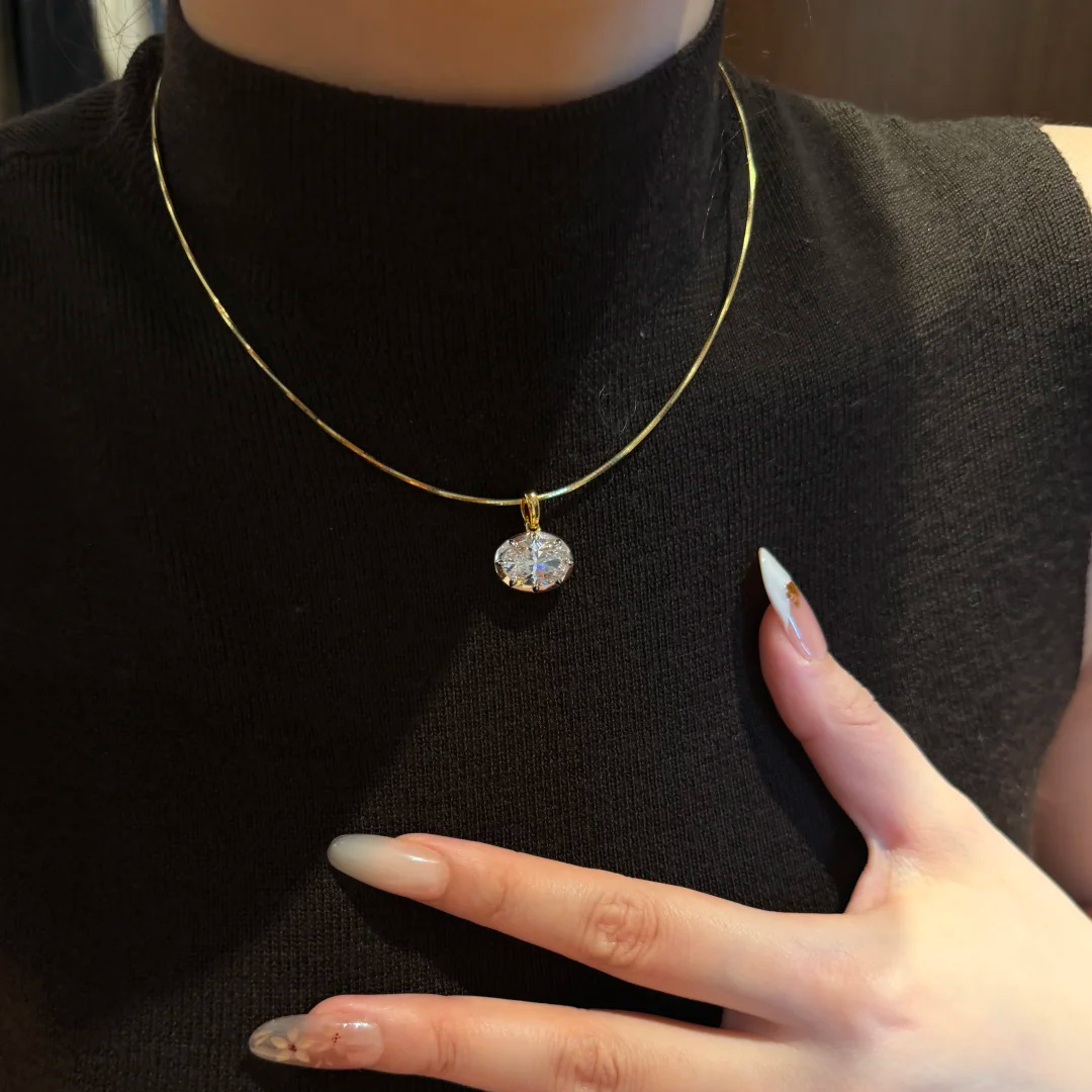 Pigeon egg pendant necklace - Image 3