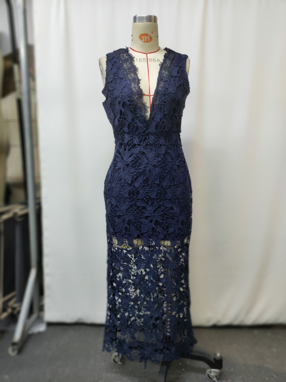 Bohemian Lace Midi Dress - Image 5