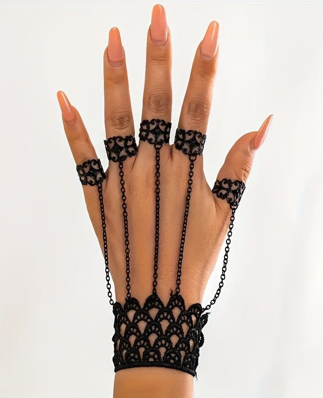 The Diane Gothic Ghost Finger Bracelet Punk Cone Shaped Nail Chain Ring Black Detail – La Rose Couture Jewellery & Accessories