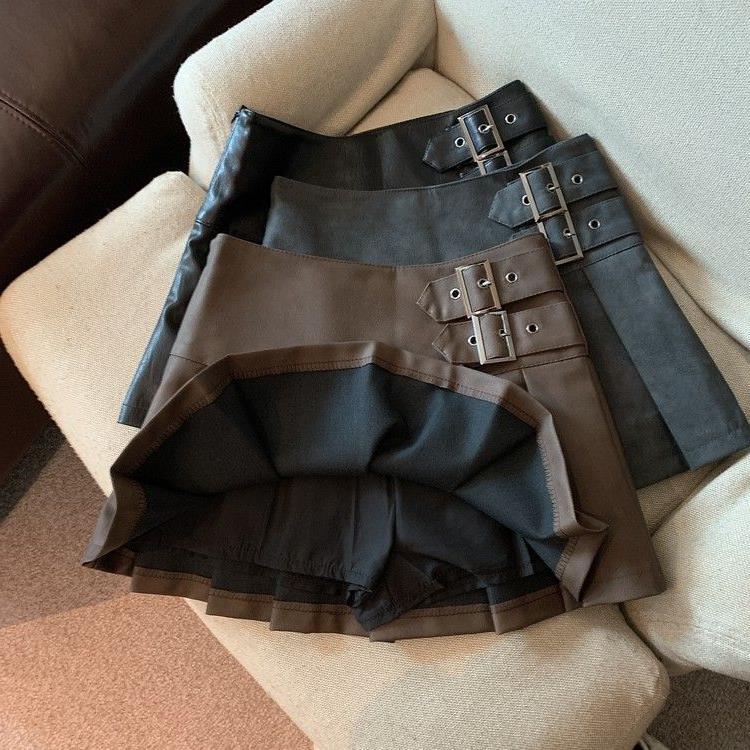 Womens High Waist Pleated PU Skirt - Image 2