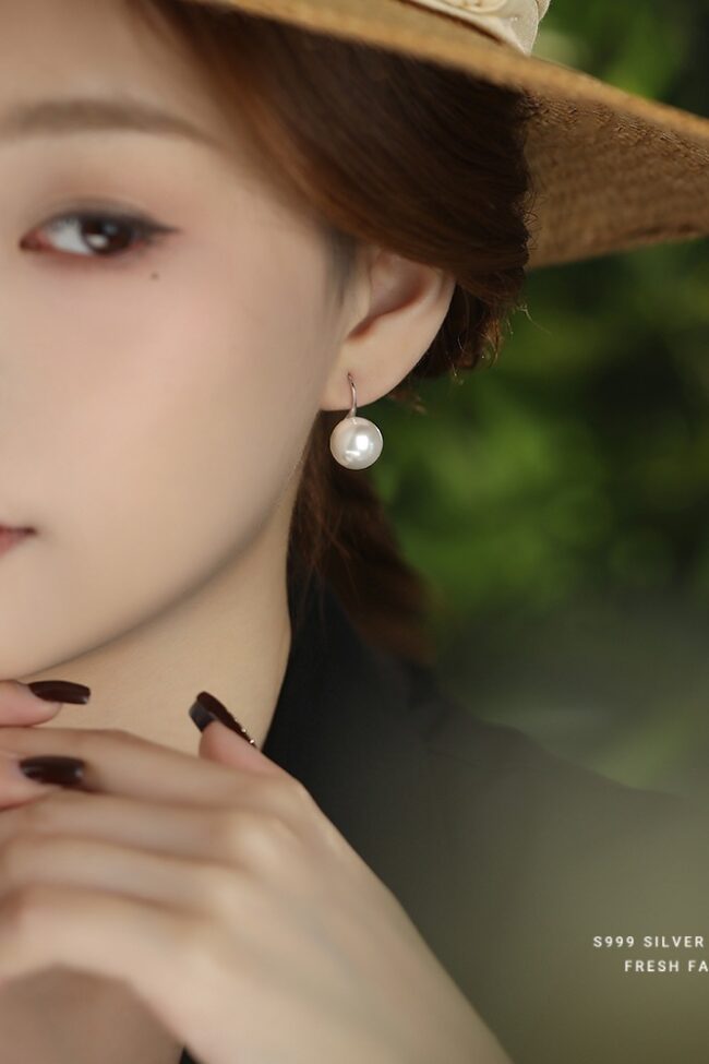 The Valerie High Heeled Shoe Earrings Detail – La Rose Couture Jewellery & Accessories