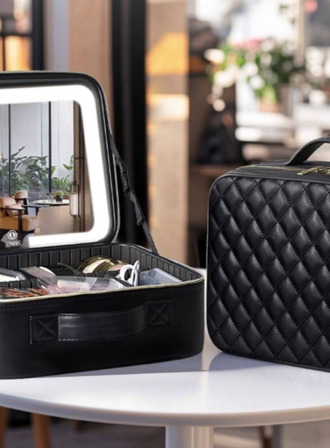 The Aurelia Large Capacity Cosmetic Bag for Storage – La Rose Couture Handbags & Clutches