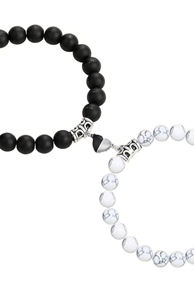 The Veronique Magnetic Heart Clasp Couple Bracelet Detail – La Rose Couture Jewellery & Accessories