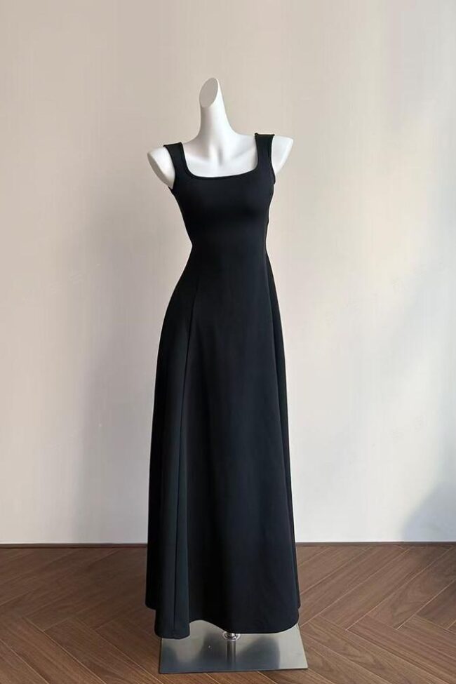 The Cassandre Square Neck Strap Dress Slim Fit a Line Long Detail – La Rose Couture Dresses & Gowns