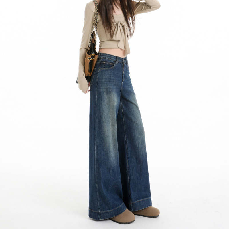 Women's High-Waist Wide-Leg Jeans - Image 3