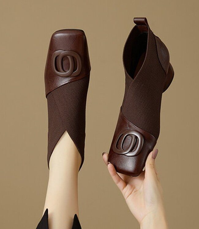 The Astrid Retro Square Toe Chunky Heel Shoes – La Rose Couture Shoes & Footwear