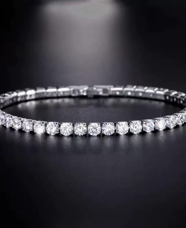 The Noemie Elegant Zirconia Tennis Bracelet Detail – La Rose Couture Jewellery & Accessories
