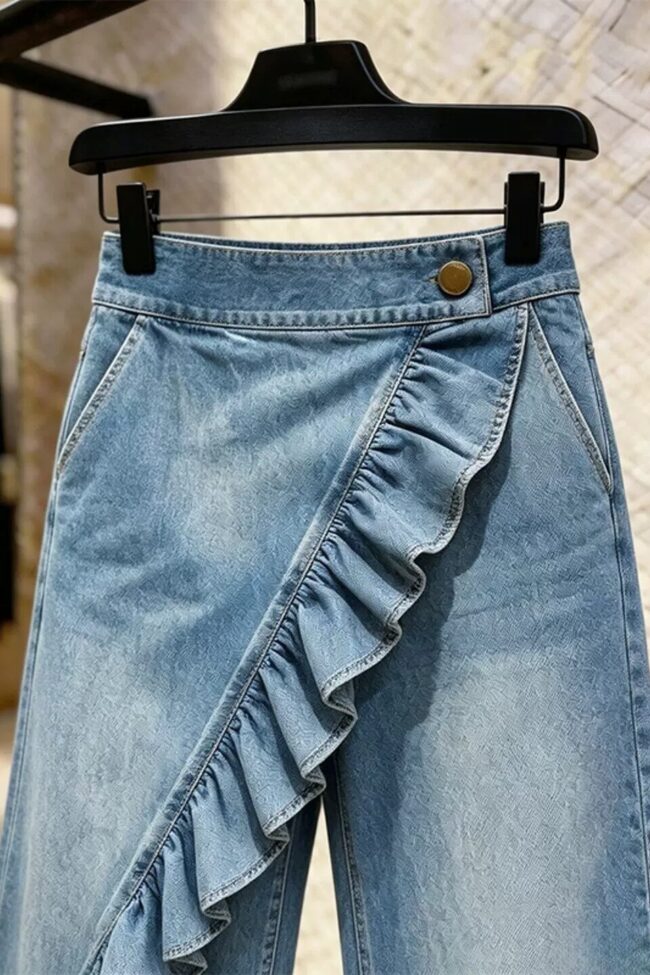 The Carine Vintage High Waist Straight Leg Jeans Detail – La Rose Couture Trousers & Skirts