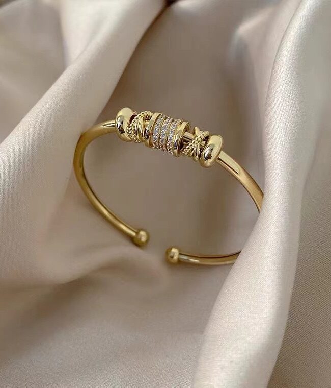 The Ophelie Adjustable Open Waist Copper Alloy Bracelet Detail – La Rose Couture Jewellery & Accessories